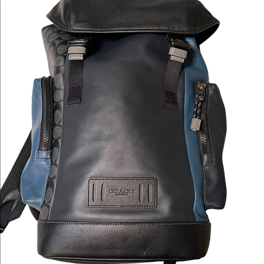 Mens coach backpack amazing condition